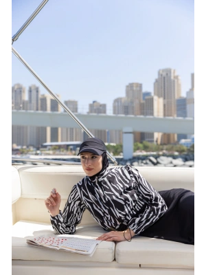 Desenli Crop Tesettür Mayo