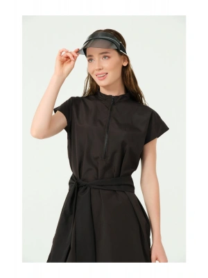 Spor Kolsuz Kol Yarı Kapalı Mayo Siyah