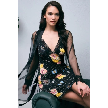 Aria s Closet Tül Sabahlık ve Viskon Çiçek Baskılı Dantelli Kısa Gecelik Takım