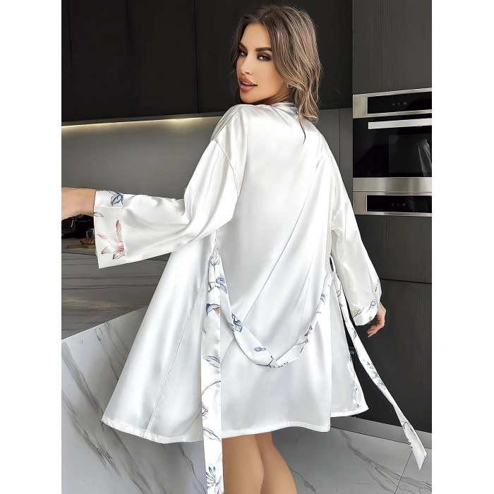 Arias Closet Özel Tasarım Çiçek Desenli Göğüs Dekolteli Sabahlıklı 2 li Beyaz Saten Gecelik Takımı