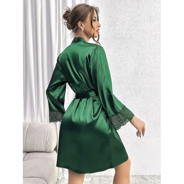 Arias Closet Özel Tasarım Dantel İşlemeli Göğüs Dekolteli Sabahlıklı 2 li Yeşil Saten Gecelik Takımı