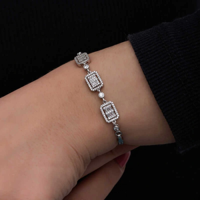 925 Ayar ​Gümüş Baget Taşlı Kadın Bileklik