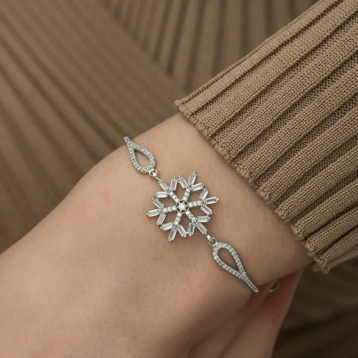 925 Ayar ​Gümüş Baget Taşlı Kar Tanesi Bileklik