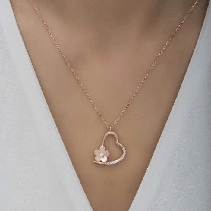 925 Ayar Gümüş Çiçekli Kalp Kadın Gümüş Kolye