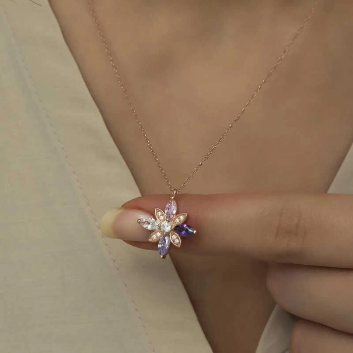 925 Ayar Gümüş Mix Taşlı Umut Çiçeği Gümüş Kolye