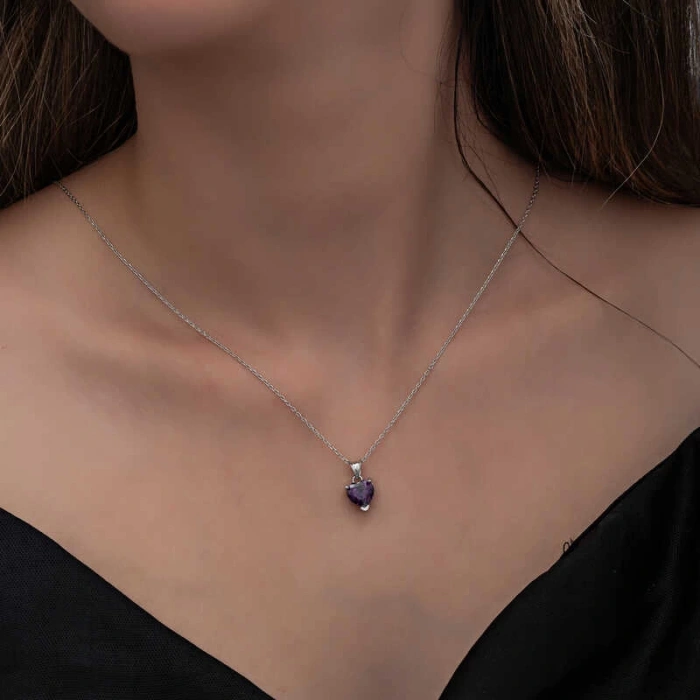 925 Ayar Gümüş Mor Taşlı Kalpli Kadın Kolye