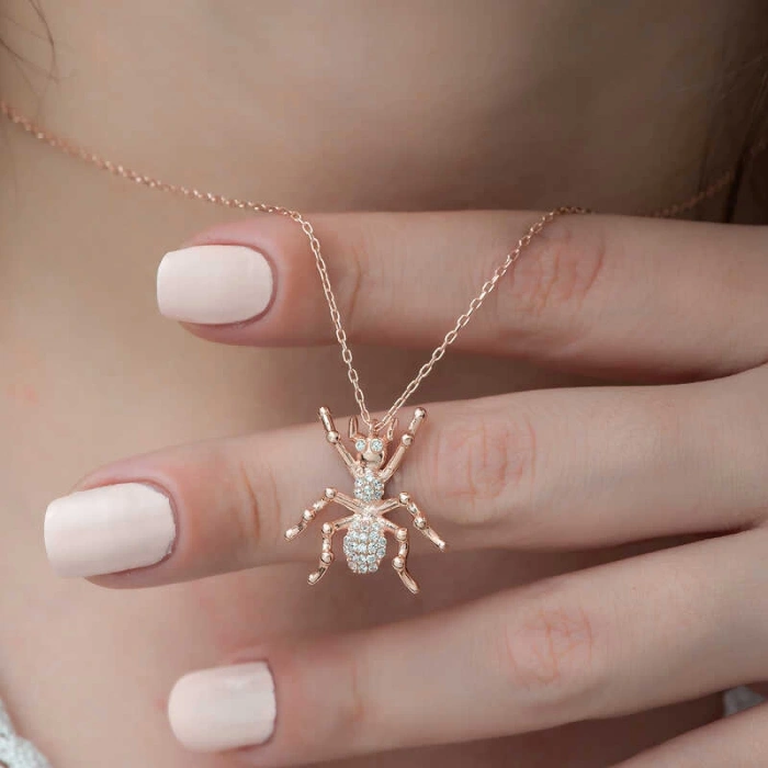 925 Ayar Gümüş Rose Örümcek Kadın Gümüş Kolye
