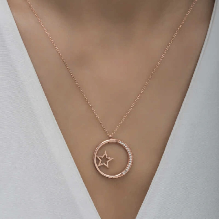 925 Ayar Gümüş Yıldız Detaylı Halka Kadın Gümüş Kolye