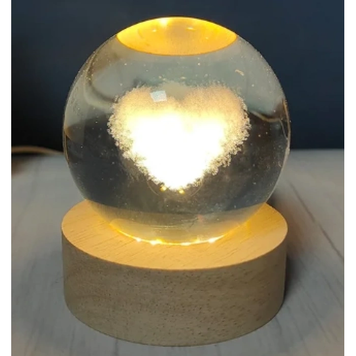 Dekoratif KALP Tasarımlı Ahşap altlıklı Işıklı Cam Küre Büyük Boy 8cm