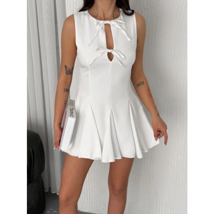 MDB Göğüs Bağlamalı Kolsuz ini Boy Elbise  Beyaz