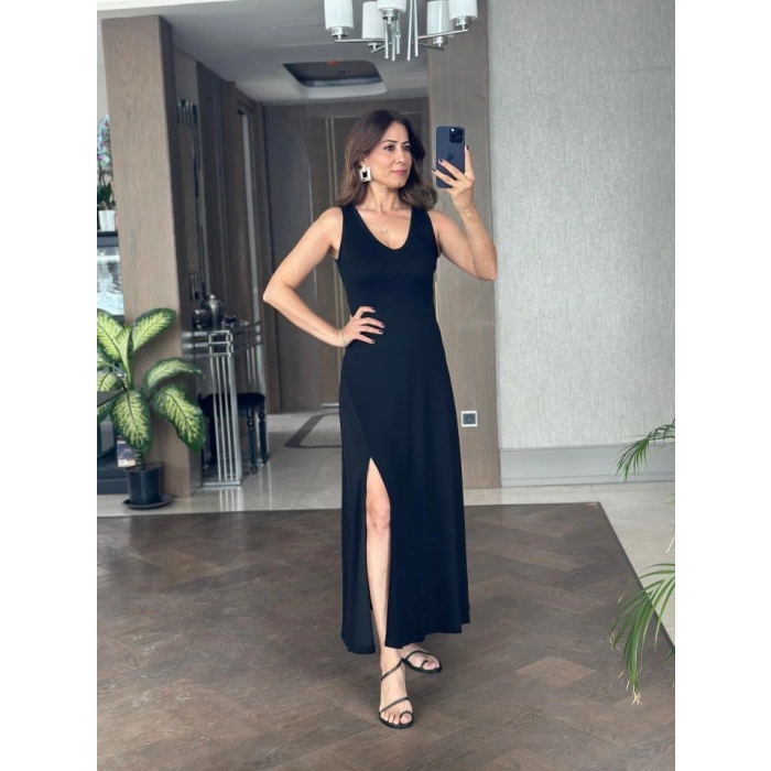 MDB Kadın Askılı V Yakalı Yırtmaçlı Viskon Elbise