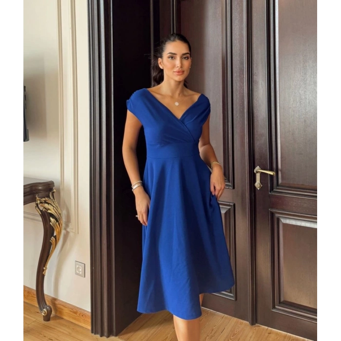 MDB Kadın Kısa Kollu Kruvaze Yaka Eteği Volanlı Krep Elbise