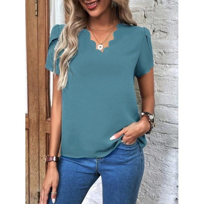 MDB Kadın Kısa Kollu Lazer V Yakalı Ithal Krep Bluz