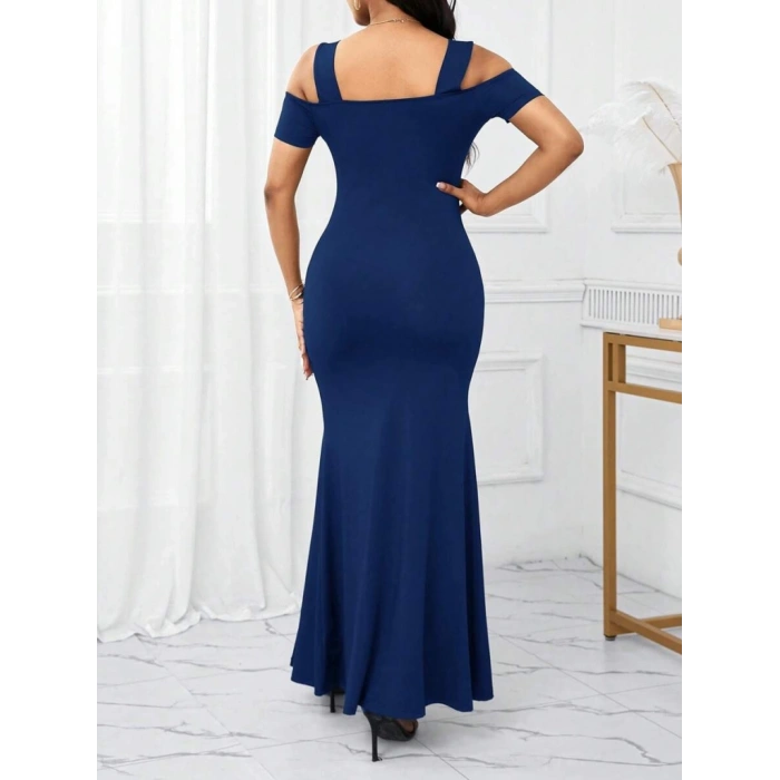 MDB Kadın Omuzlardan Açık Askılı Yırtmaç Detaylı Uzun Ithal Krep Elbise