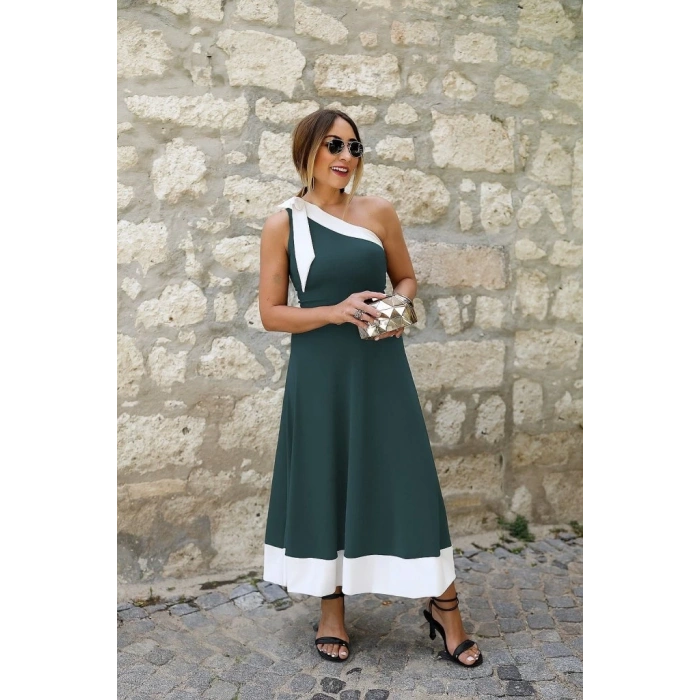 MDB Kadın Tek Omuzu Açık Omuzlardan Kurdela Detaylı çift Renkli Ithal Krep Elbise