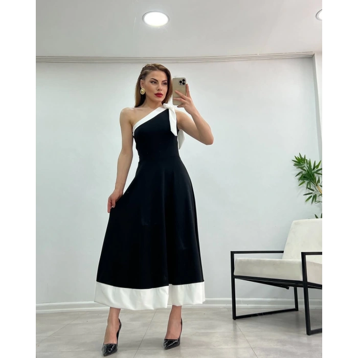 MDB Kadın Tek Omuzu Açık Omuzlardan Kurdela Detaylı çift Renkli Ithal Krep Elbise