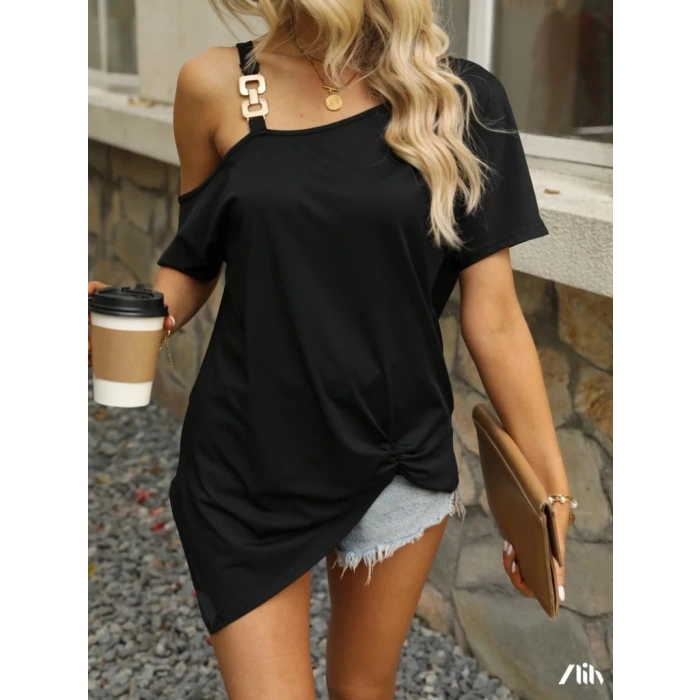 MDB Kadın Tek Omuzu Açık Toka Detaylı Viskon Bluz