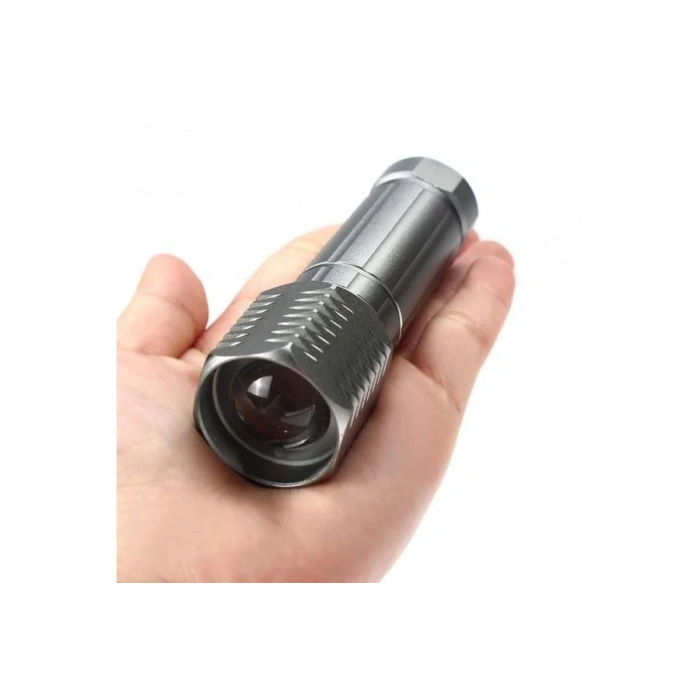 Küçük Güçlü Zoomlu EL Feneri