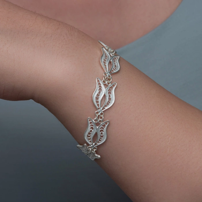 MDB Gümüş Lale Motifli Telkari Kadın Bileklik