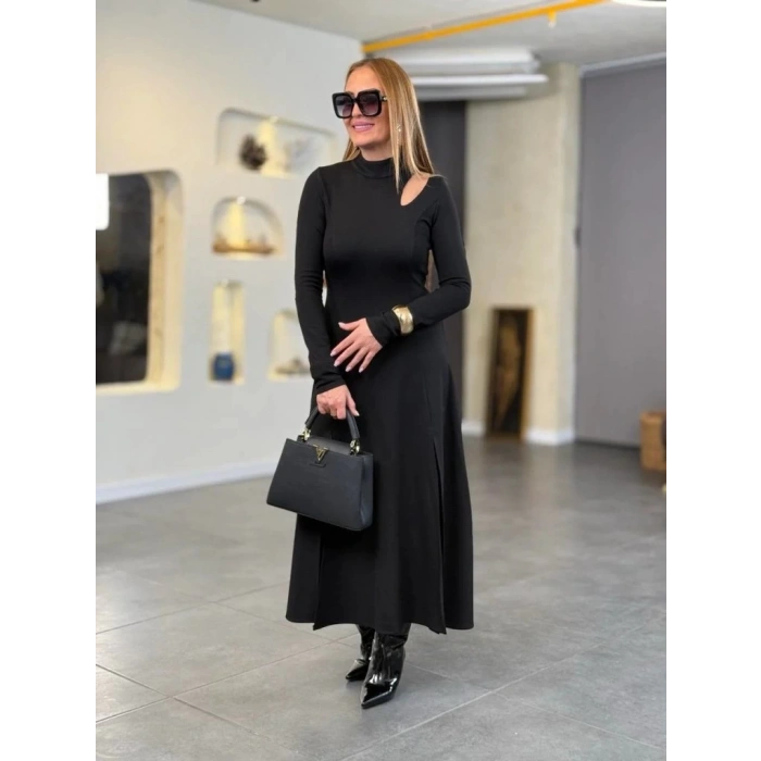 MDB Kadın Balıkçı Yaka Damla Detaylı Yırtmaçlı Uzun Viskon Iki Iplik Maxi Elbise