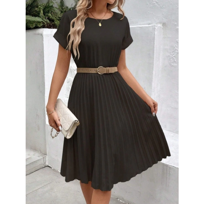 MDB Kadın Kısa Kollu Yakası Açık Belden Lastikli Pileli Kısa Ithal Krep Elbise