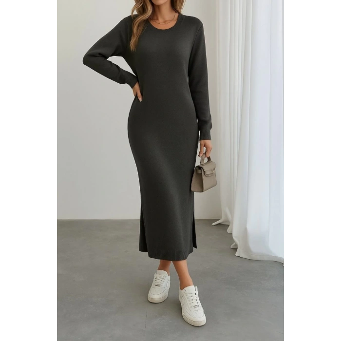 MDB Kadın Uzun Kollu Bisiklet Yaka Yırtmaç Detay Triko Midi Boy Elbise