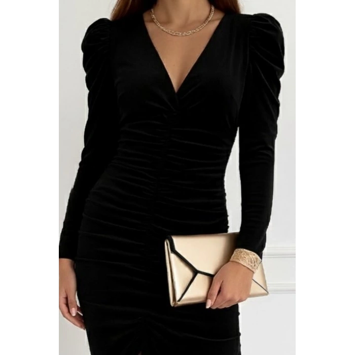 MDB Kadın Uzun Kollu Derin Kruvaze Yakalı önden Büzgülü Yırtmaç Detaylı Kadife Midi Elbise