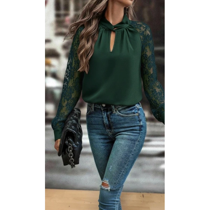 MDB Kadın Uzun Kollu Göğüs Pencere Detay Yaka Boğazlı Kolları Tüllü Sandy Bluz