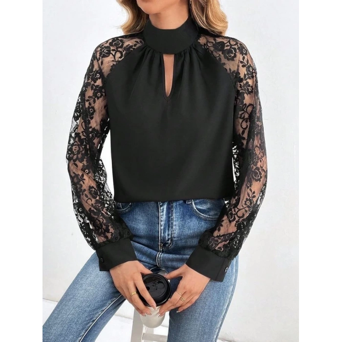 MDB Kadın Uzun Kollu Göğüs Pencere Detay Yaka Boğazlı Kolları Tüllü Sandy Bluz