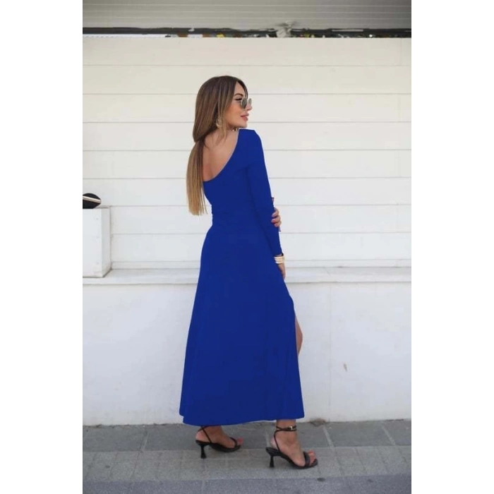 MDB Kadın Uzun Kollu Hafif Kayık Yaka Sırt Dekolteli Yırtmaç Detaylı Viskon Tam Boy Elbise