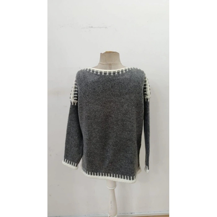 MDB Kadın Uzun Kollu Kayık Yaka Triko Bluz