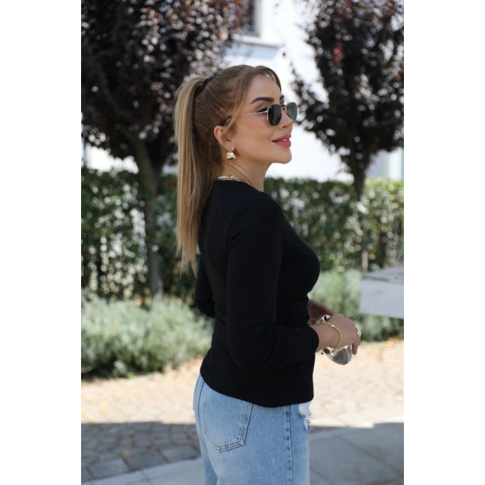 MDB Kadın Uzun Kollu Kruvaze Yakalı Toka Detaylı Viskon Bluz