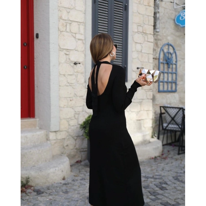 MDB Kadın Uzun Kollu Yarı Balıkçı Yaka Arkadan Pencere Detaylı Bağcıklı Midi Triko Elbise