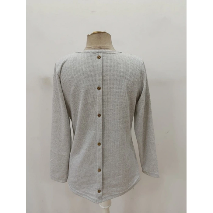 MDB Kadın Uzun Kollu Yuvarlak Yaka Arkadan Düğmeli Waffle Bluz