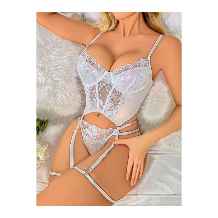 MDB Transparan Beyaz Dantel İşlemeli Büstiyerli Jartiyer Takımı