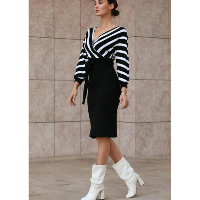 MDB Uzun Kollu Kruvaze Yaka çizgi Desenli Kısa Triko Elbise