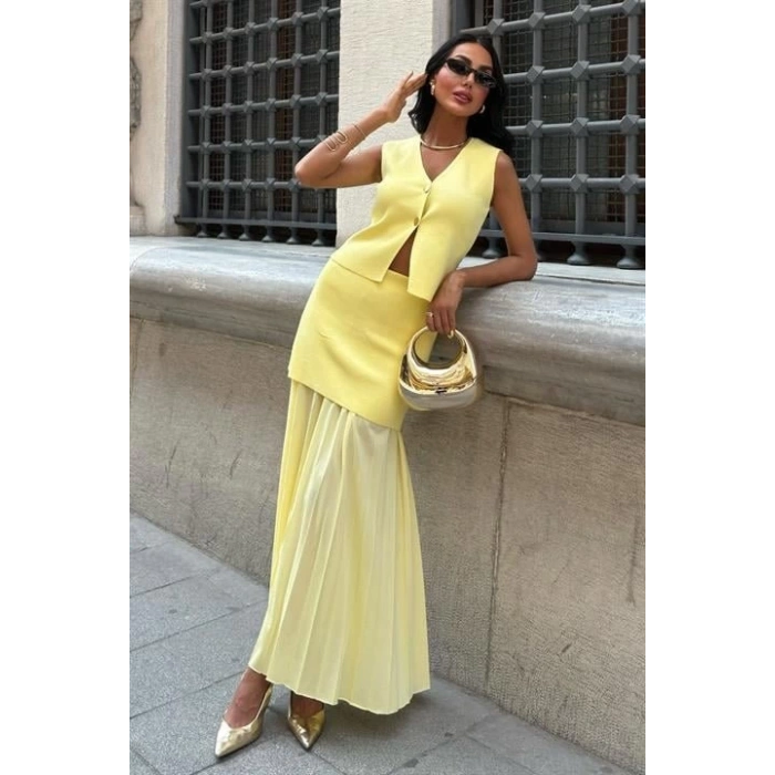 MDB Yelekli Ve Pilise Etekli Triko Takım 10001