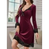 MDB Kadın Uzun Kollu V Dantel Yakalı Mini Kadife Elbise