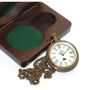 Ahşap Kutulu Pirinç Köstekli Saat