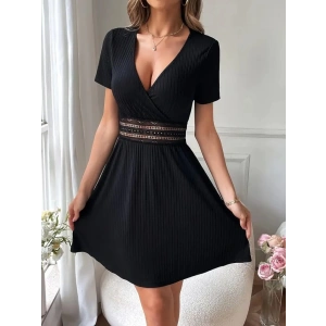 MDB Kadın Kısa Kollu Kruvaze Yakalı Belden Dantelli Kaşkorse Elbise