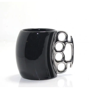 MDB Porselen Muşta Tasarımlı Kupa Bardak Siyah