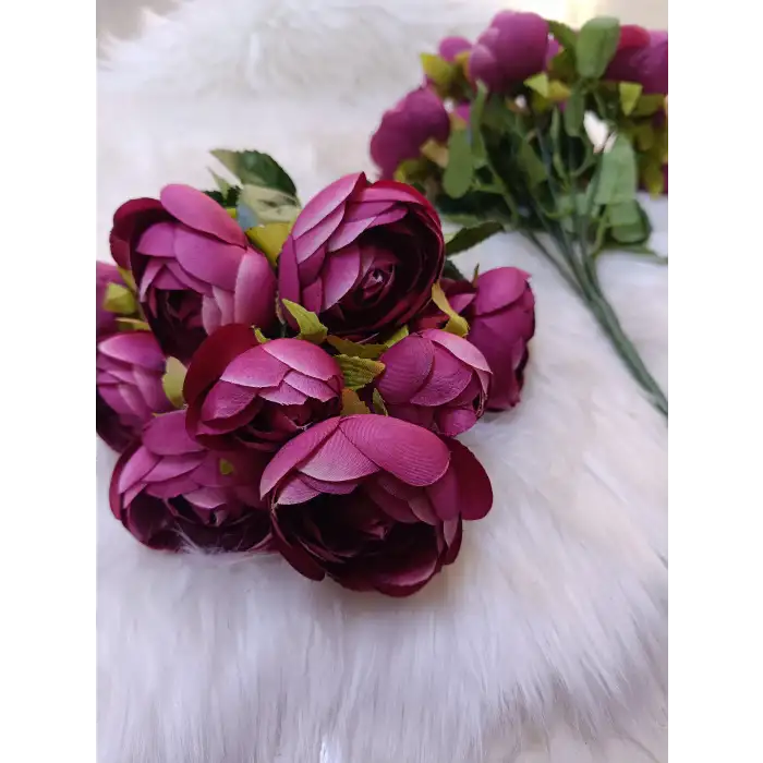 10 Kafalı Şakayık