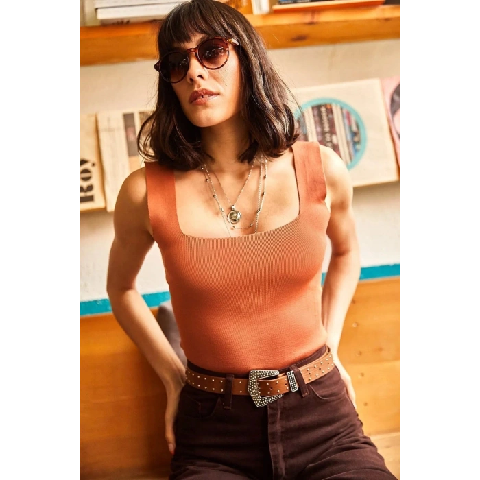 Kadın Kare Yaka Triko Bluz