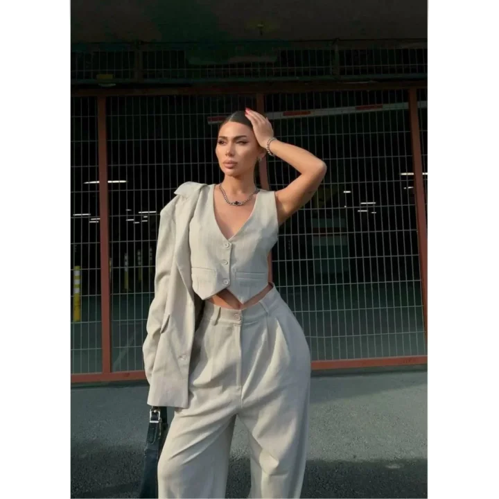 3 lü Kadın Takım Beyaz Çizgi Detaylı Crop Yelek Ceket Bol Kesim Bol Paça Pantolon Alt Üst Takım - Beyaz