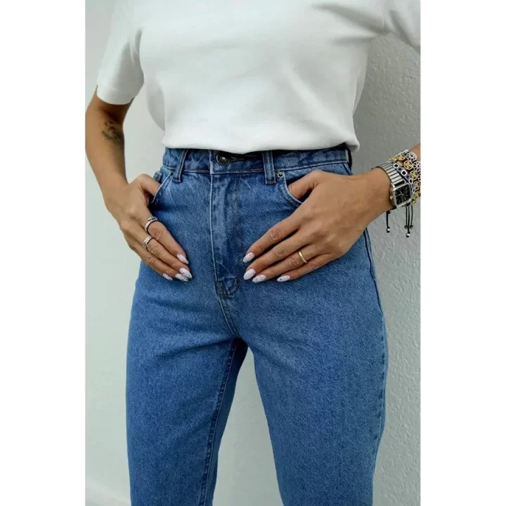 Slimfit mom jeans