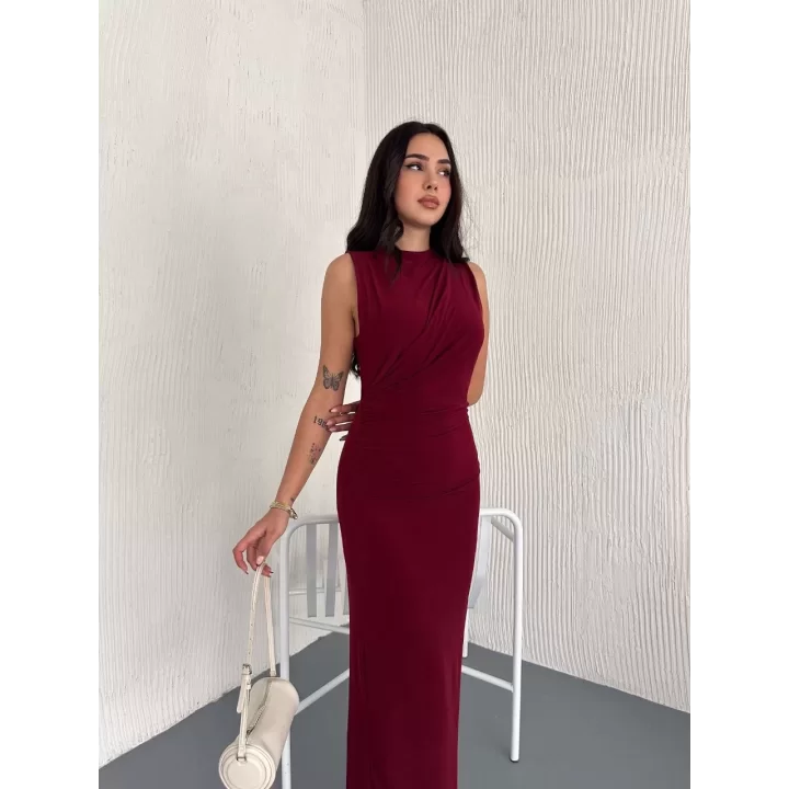 Yandan Buzgulu Kolsuz Yırtmaçlı Uzun Elbise - Bordo