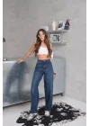 Arkadan tokalı jeans pantolon