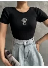 Bac nakışlı bluz