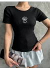 Bac nakışlı bluz