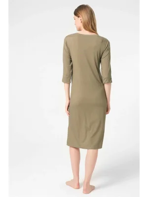 Anıl 5793 Kısa Yarım Kol Bisiklet Yaka Viskon düz Kışlık Örme Nakış Detaylı Gecelik Sabahlık